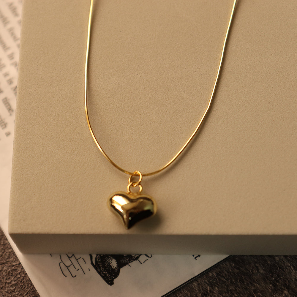 Snake Chain Heart Pendant Necklace